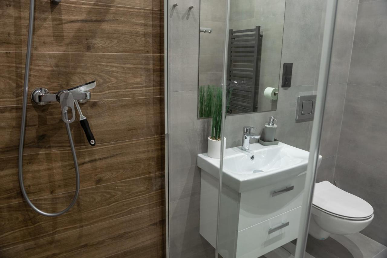 Apartamenty Dworcowa 45 Gliwice Bagian luar foto